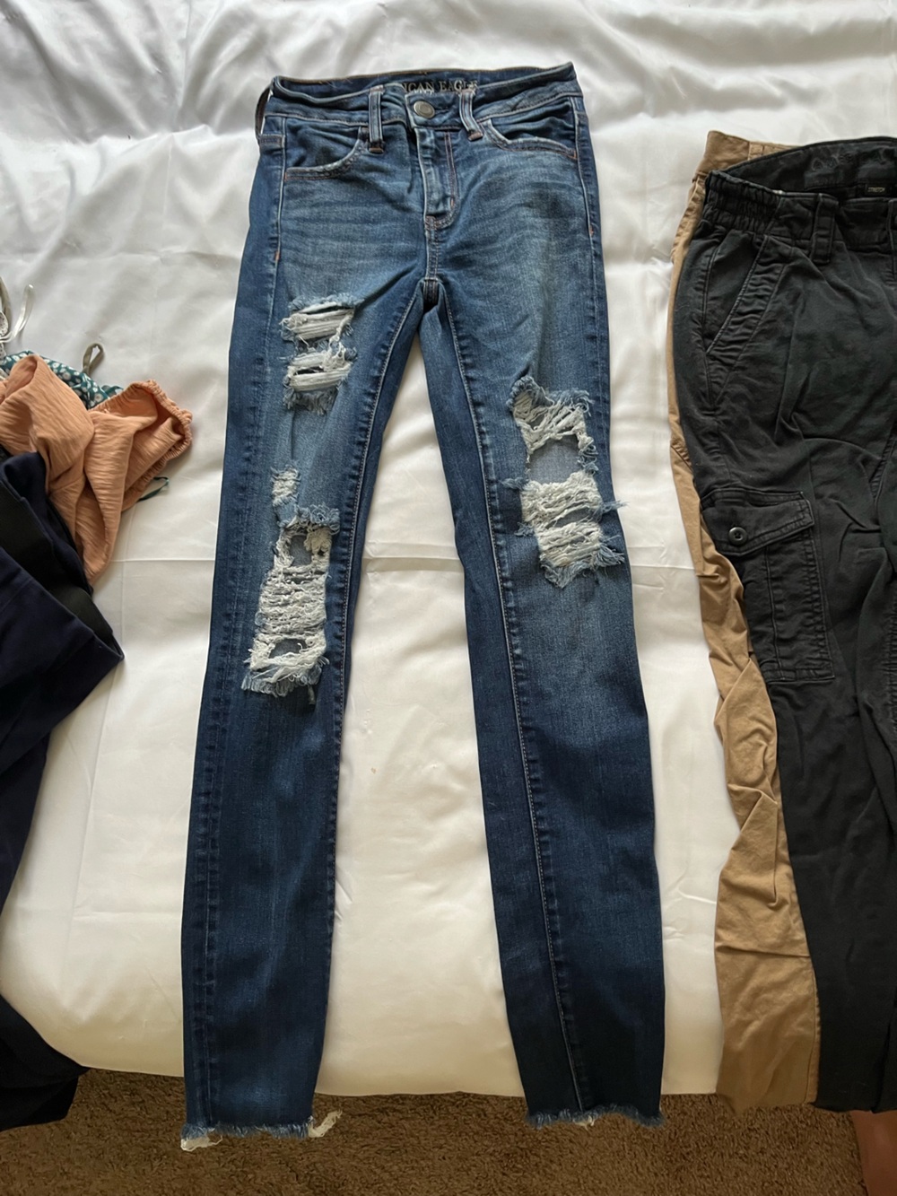 American Eagle Outfitters Distressed Dark Blue Skinny Jeans